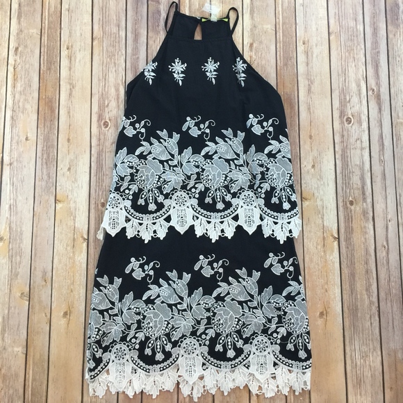 Gianni Bini Dresses & Skirts - GIANNI BINI James Dress